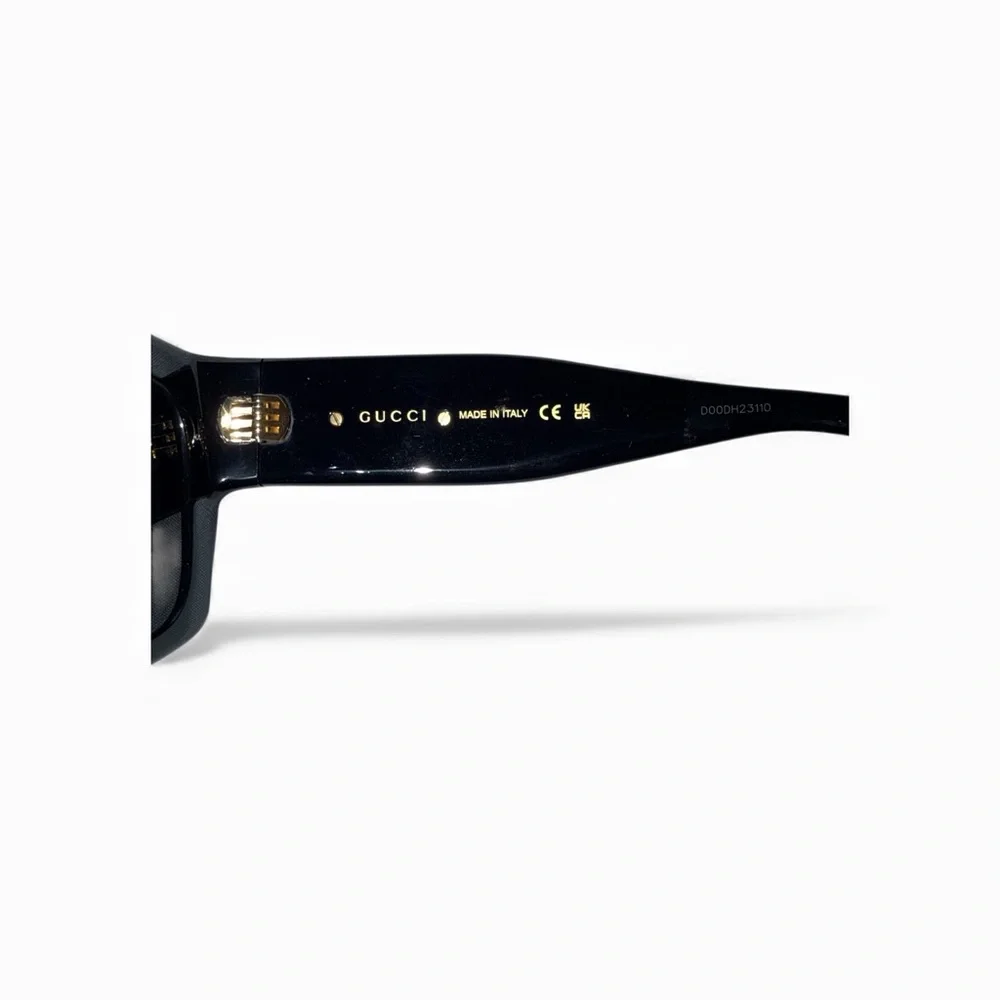 Gucci Dark Frame Sunglasses